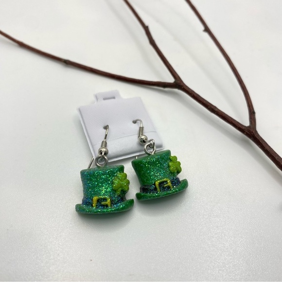 Jewelry - St. Patrick's Day Glitter Leprechaun Hats Pierced Earrings